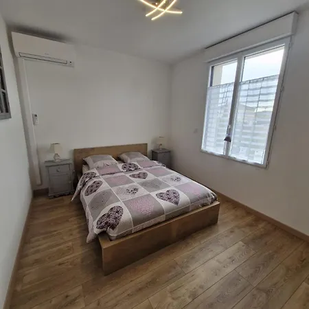 Villa Des Sablettes A 200m De La *